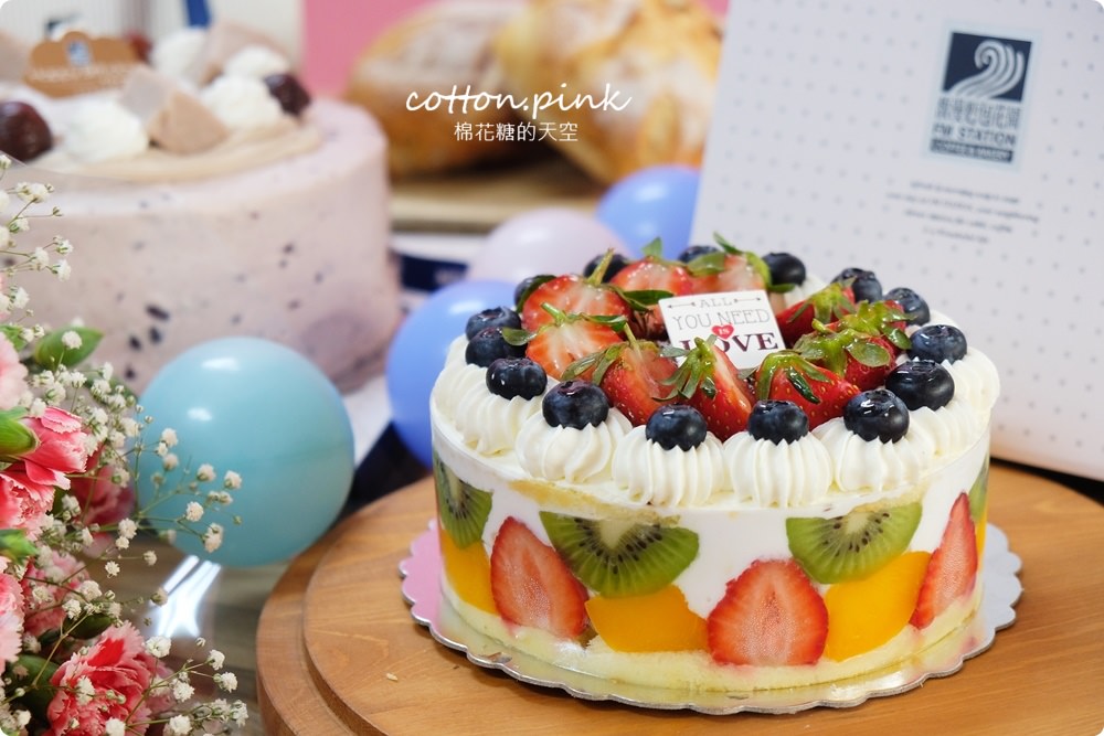 2020台中母親節蛋糕推這家！濃濃芋頭蛋糕加紅豆～無敵好吃媽媽最愛！馥漫麵包限時預定中