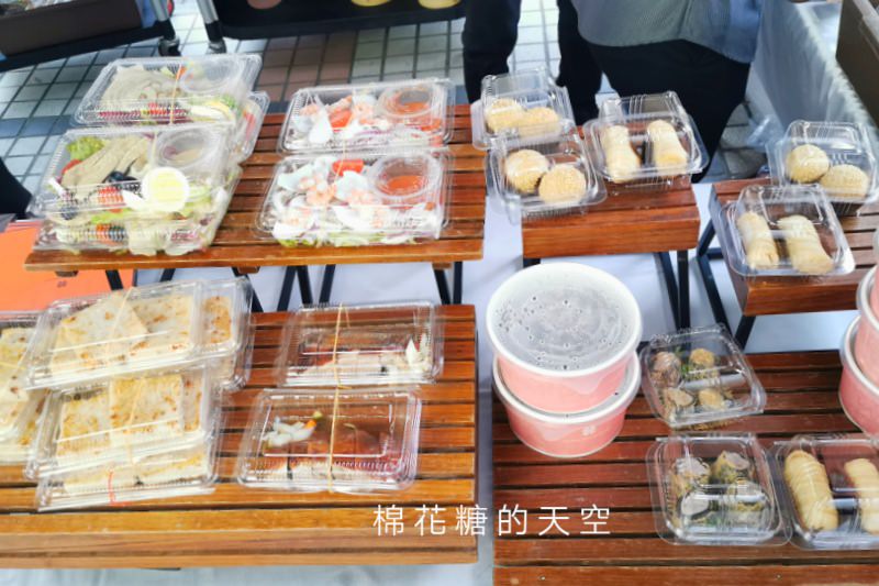 每天只有三小時！漢來港點快閃外帶吧一份50元起～烤鴨、油雞限量供應中