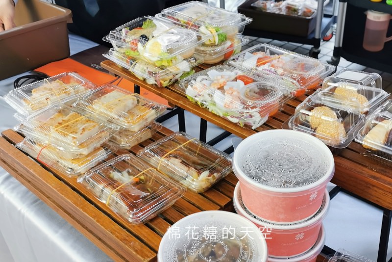 每天只有三小時！漢來港點快閃外帶吧一份50元起～烤鴨、油雞限量供應中
