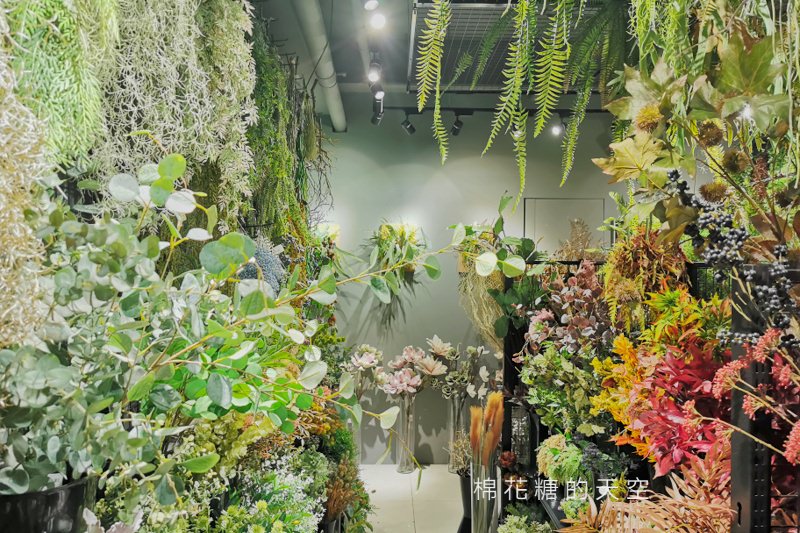 台中廣三SOGO後方超美花店！建南行人造花比真花還要美～