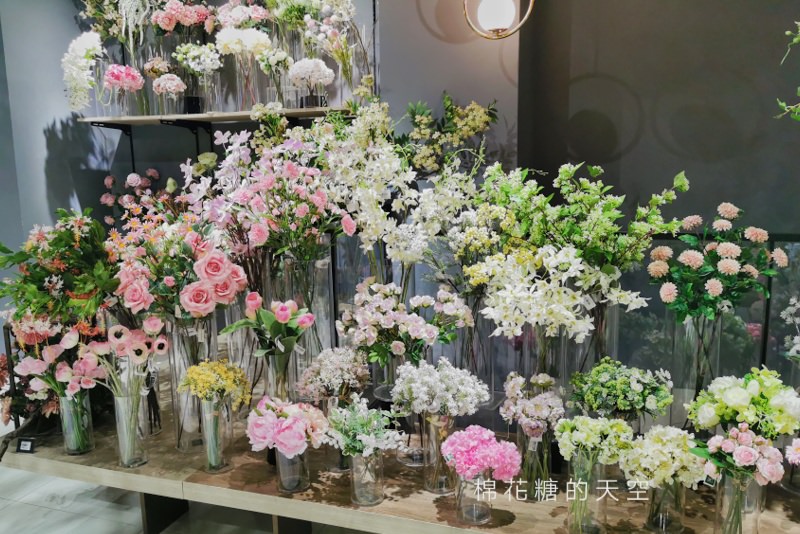 台中廣三SOGO後方超美花店！建南行人造花比真花還要美～