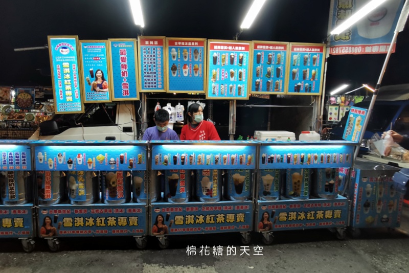 一週只有三天！台中靜宜夜市佔地不大但好多排隊美食啊！人氣攤位懶人包