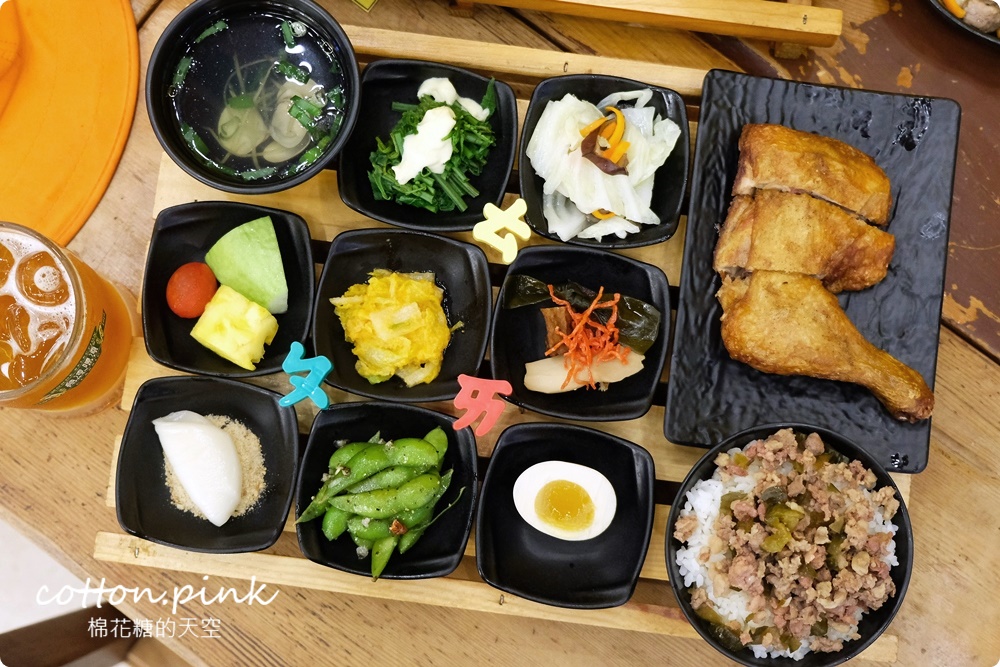 超美星光貨櫃屋現身台中沙鹿！牛奶糖火鍋超多料、大隻雞腿飯還有九宮格小菜～櫃森森推出好吃便當囉