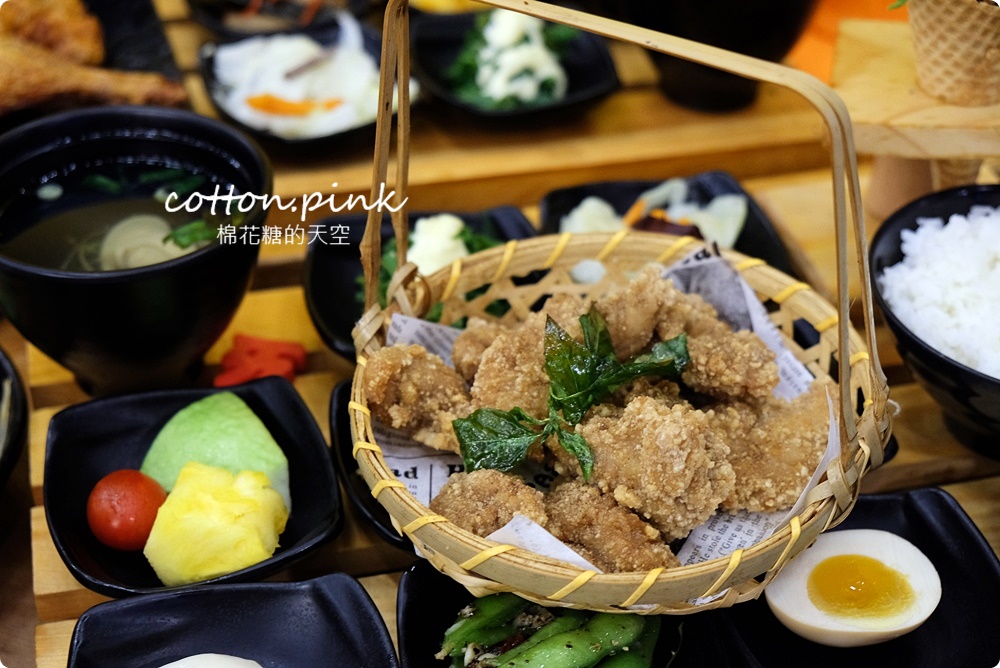 超美星光貨櫃屋現身台中沙鹿！牛奶糖火鍋超多料、大隻雞腿飯還有九宮格小菜～櫃森森推出好吃便當囉