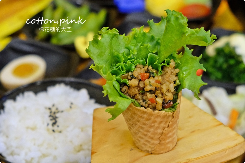 超美星光貨櫃屋現身台中沙鹿！牛奶糖火鍋超多料、大隻雞腿飯還有九宮格小菜～櫃森森推出好吃便當囉