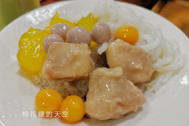 台中大里冰店推這家！福圓仔芋頭、芋圓還有自製米苔目～每日限量