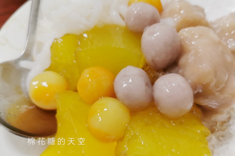 台中大里冰店推這家！福圓仔芋頭、芋圓還有自製米苔目～每日限量