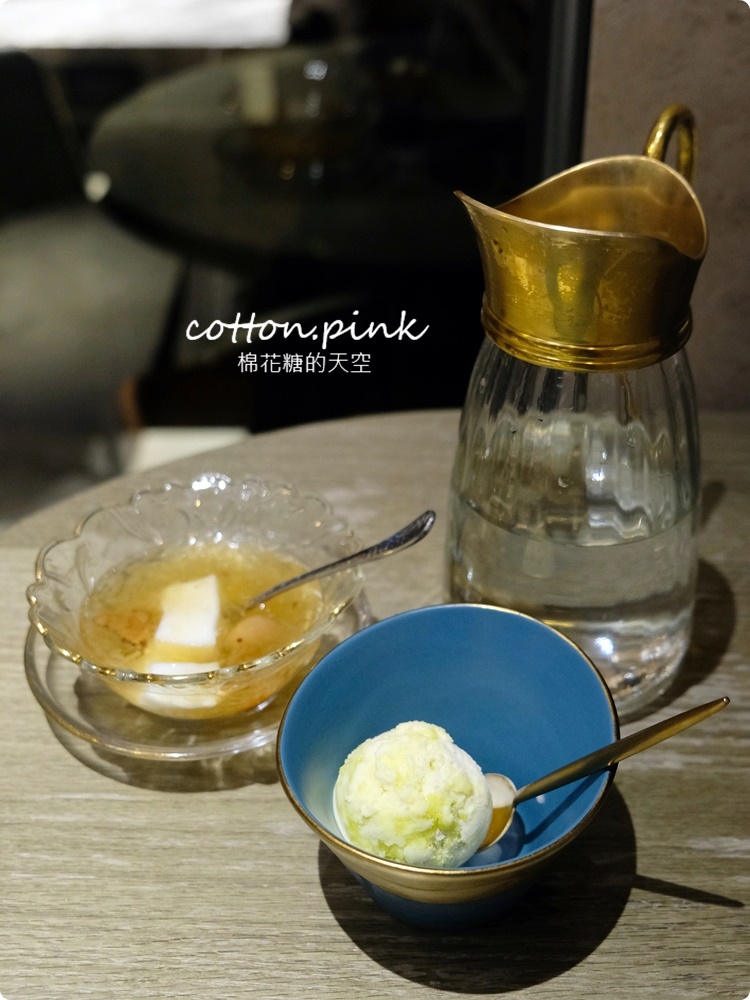 台中最潮小火鍋-不只超好拍更好吃～月暮藏涮涮鍋和牛海鮮吃起來！