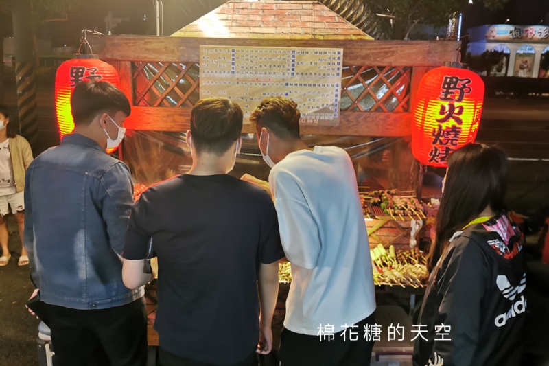 夜市必吃！野火燒烤串燒口味多～靜宜、梧棲、豐原都找得到~