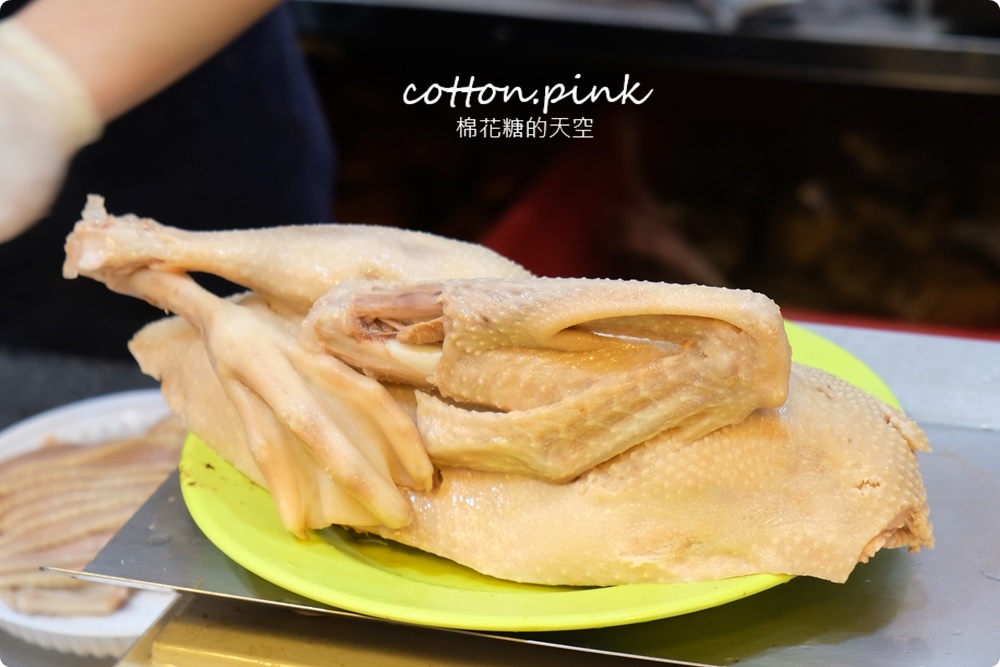 台中北平黃昏市場朝日鵝不能不吃！隱藏版三拼一定要預定、烤雞腿焦糖色澤超誘人