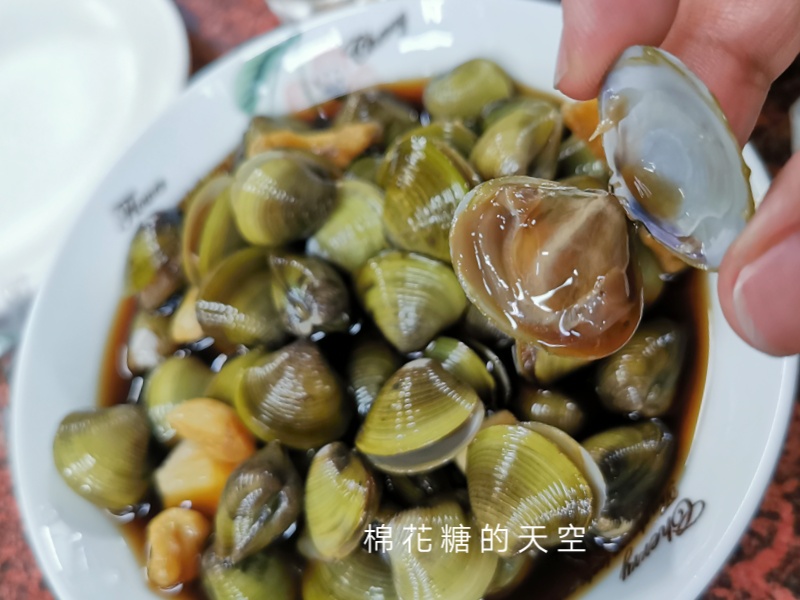台中快炒推薦|人氣超旺不倒翁海鮮菜色多選擇，正港台式開胃菜超懷舊