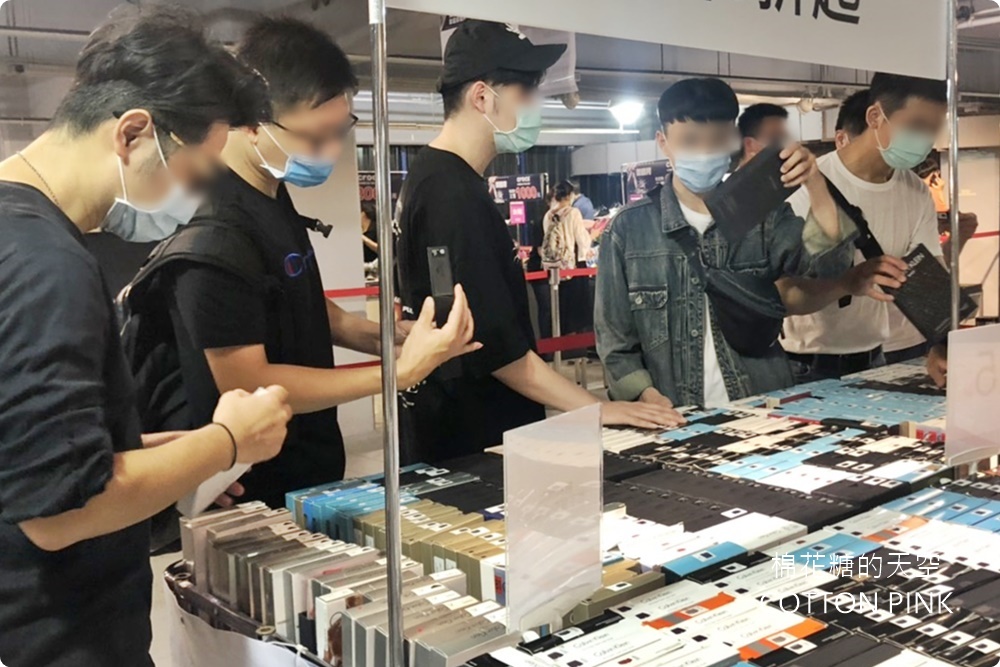 倒數十天！CK、UA、Timberland最低一折起！crocs三雙1000元！Roots Family sale下殺2折！美國名牌聯合廠拍就在日曜天地！