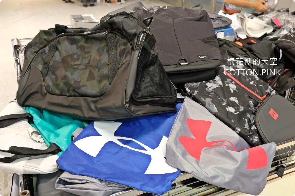 倒數十天！CK、UA、Timberland最低一折起！crocs三雙1000元！Roots Family sale下殺2折！美國名牌聯合廠拍就在日曜天地！