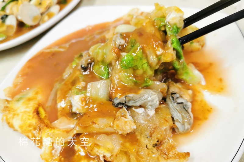 台中快炒這家有賣蚵仔煎耶！嘉賓蚵仔專賣店～鵝肉也好吃喔！