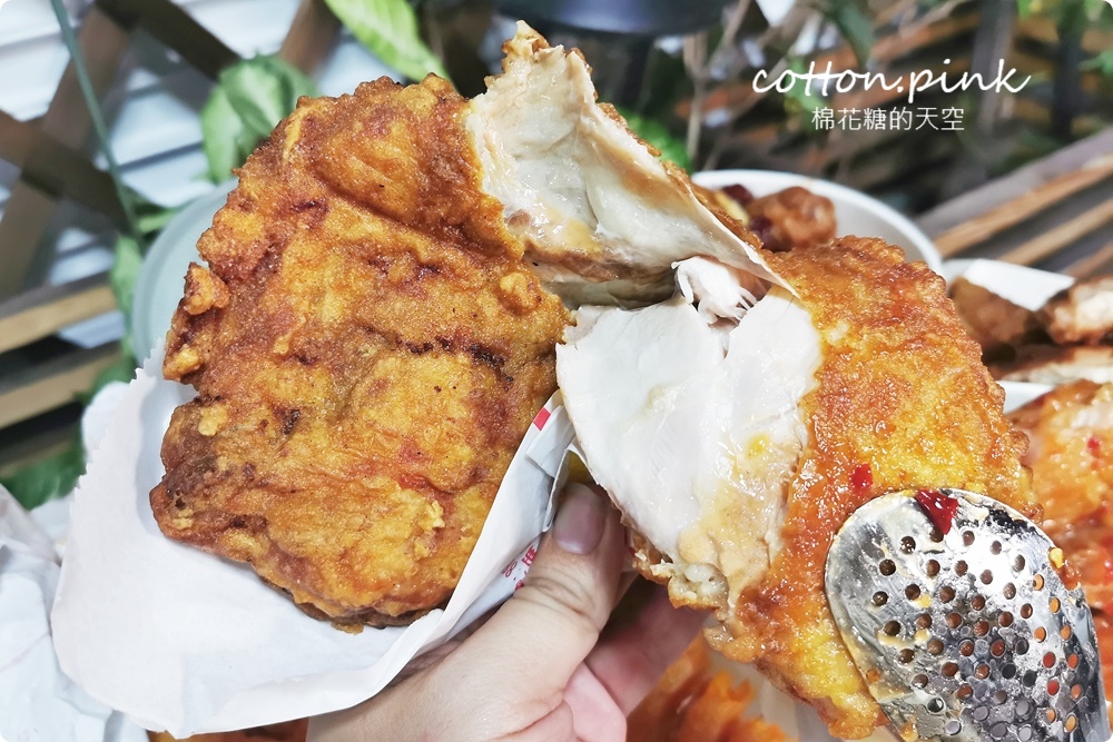 逢甲雞排一定要吃這家！必吃超大雞腿排！全國雞排超厚片煎、炸、烤通通來～
