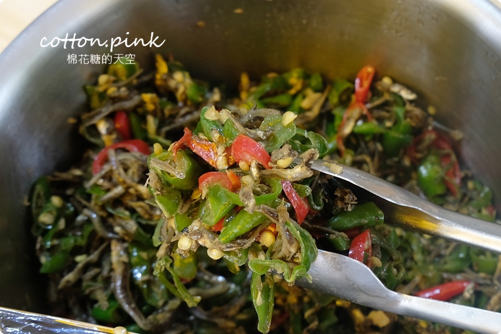 台中最新下午茶吃這味！新光三越周邊大口袋餡餅下午時段開賣了～