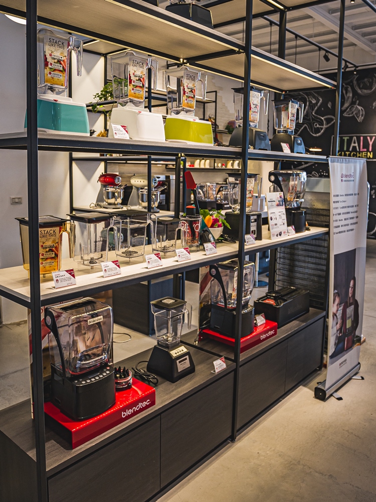 僅此一檔!夢幻復古Smeg冰箱、麵包機、咖啡機…福利品特賣會來啦!Blendtec、Wesco、SIEGWERK全面39折起,買到賺到! 僅此一檔!夢幻復古Smeg冰箱、麵包機、咖啡機…福利品特賣會來啦!Blendtec、Wesco、SIEGWERK全面39折起,買到賺到!