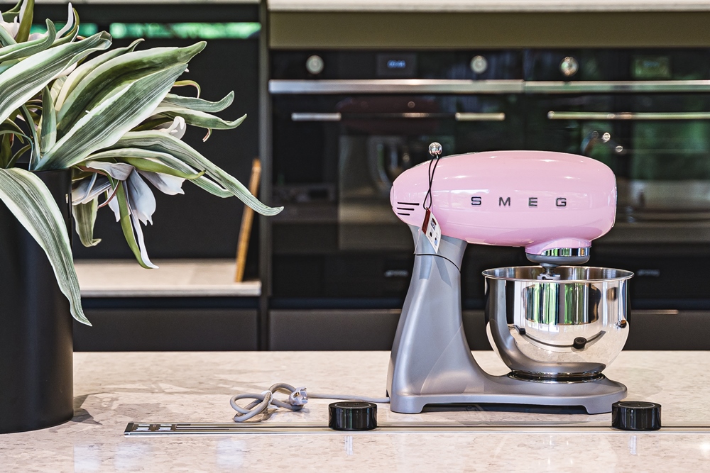 僅此一檔!夢幻復古Smeg冰箱、麵包機、咖啡機…福利品特賣會來啦!Blendtec、Wesco、SIEGWERK全面39折起,買到賺到! 僅此一檔!夢幻復古Smeg冰箱、麵包機、咖啡機…福利品特賣會來啦!Blendtec、Wesco、SIEGWERK全面39折起,買到賺到!