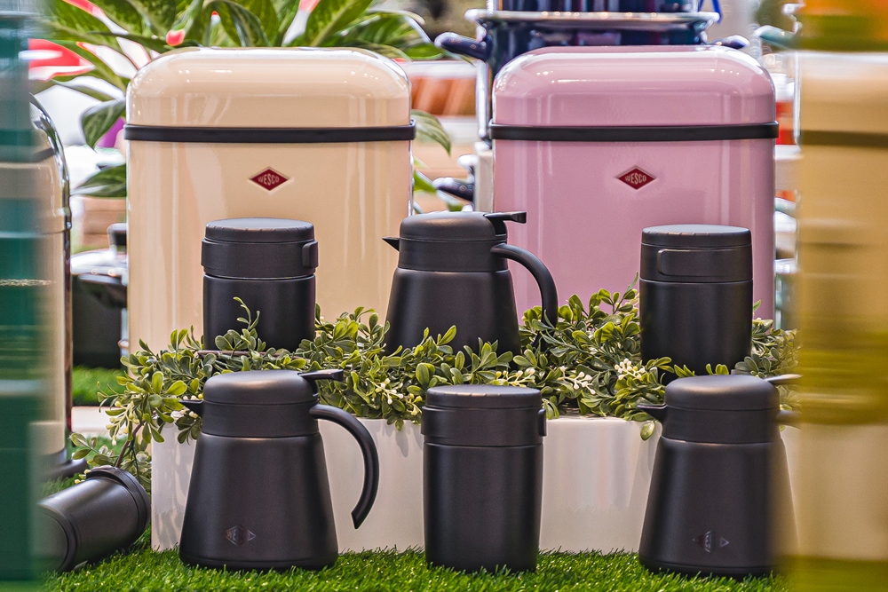 僅此一檔!夢幻復古Smeg冰箱、麵包機、咖啡機…福利品特賣會來啦!Blendtec、Wesco、SIEGWERK全面39折起,買到賺到! 僅此一檔!夢幻復古Smeg冰箱、麵包機、咖啡機…福利品特賣會來啦!Blendtec、Wesco、SIEGWERK全面39折起,買到賺到!