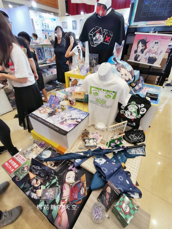 2020中友動漫祭來啦!今年鬼滅之刃挑大樑~閉館前十分鐘還在排隊! 2020中友動漫祭來啦!今年鬼滅之刃挑大樑~閉館前十分鐘還在排隊!