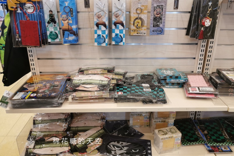 2020中友動漫祭來啦!今年鬼滅之刃挑大樑~閉館前十分鐘還在排隊! 2020中友動漫祭來啦!今年鬼滅之刃挑大樑~閉館前十分鐘還在排隊!