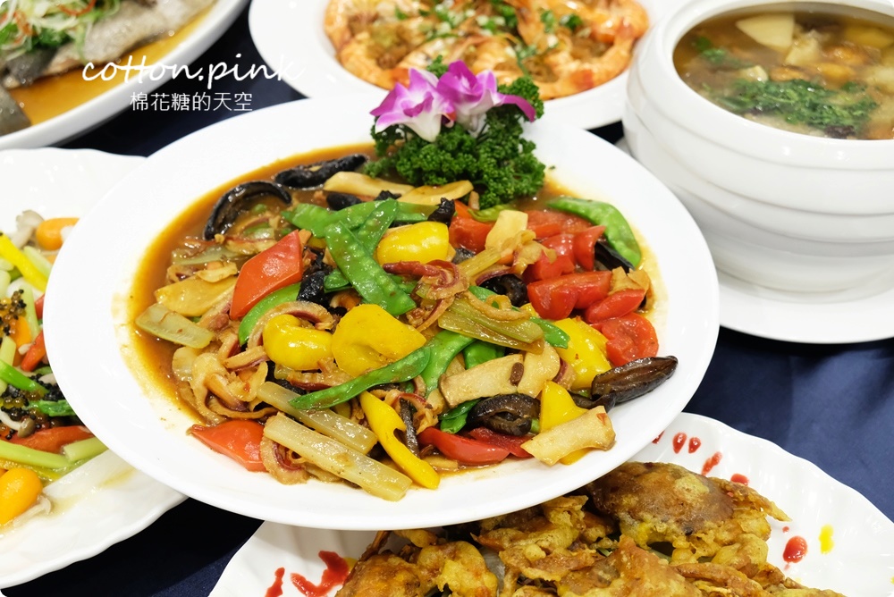 台中婚宴會館多一家！就在火車站旁～天圓地方儷軒會館大小廳都有，一桌也能坐優雅包廂
