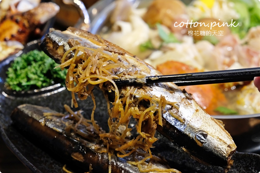 台中梧棲海鮮火鍋新開幕！鮮藝精饌鍋澎湃大餐搭配獨家鍋底好好味～包廂用餐更方便