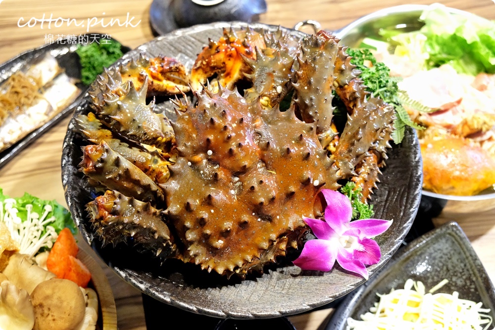 台中梧棲海鮮火鍋新開幕！鮮藝精饌鍋澎湃大餐搭配獨家鍋底好好味～包廂用餐更方便