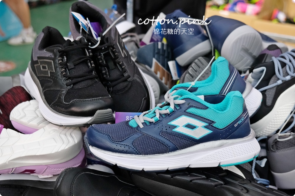 開學前報復性鞋特賣就在大雅！涼鞋、休閒鞋加一元多一雙！超多鞋款一折起～ 冰雪奇緣、POLI、蜘蛛人通通有，振興券消費再折扣～
