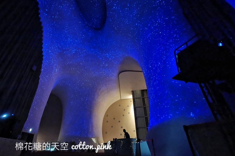 台中也有海洋公園?!台中國家歌劇院最新“光之曲幕”免費進場～看極光免出國！