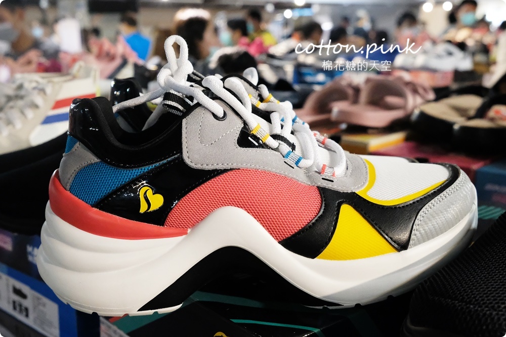 上萬雙零碼鞋下殺790元起！滿額再折百還有第二雙半價，台中買鞋衝這波最划算！