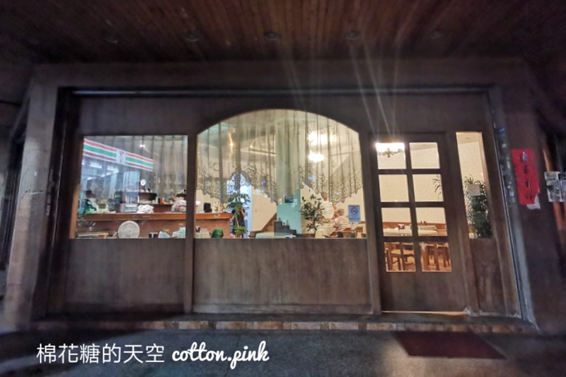 台中簡餐這家好神秘！不是在地人介紹還真不敢走進麗坊簡餐～