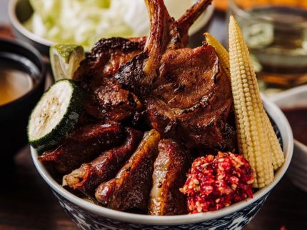 2020GQ肉食節台中也吃得到！牛排、燒肉、火鍋、炸雞吃起來～～