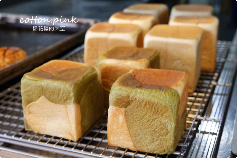 台中老店變身網美早午餐，向陽房最新厚茶生吐司必吃～陽光食事所文青風吐司盤百元有找！