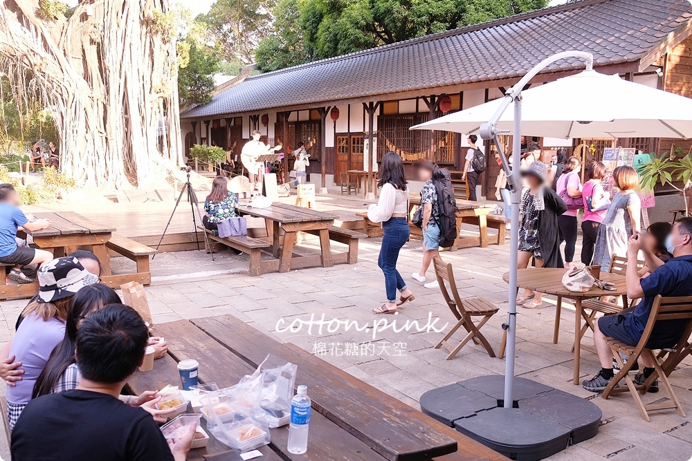 只有一天！台中小蝸牛市集不一樣！這次主角換毛孩～眾奴才們還不快伺候主子著裝出門