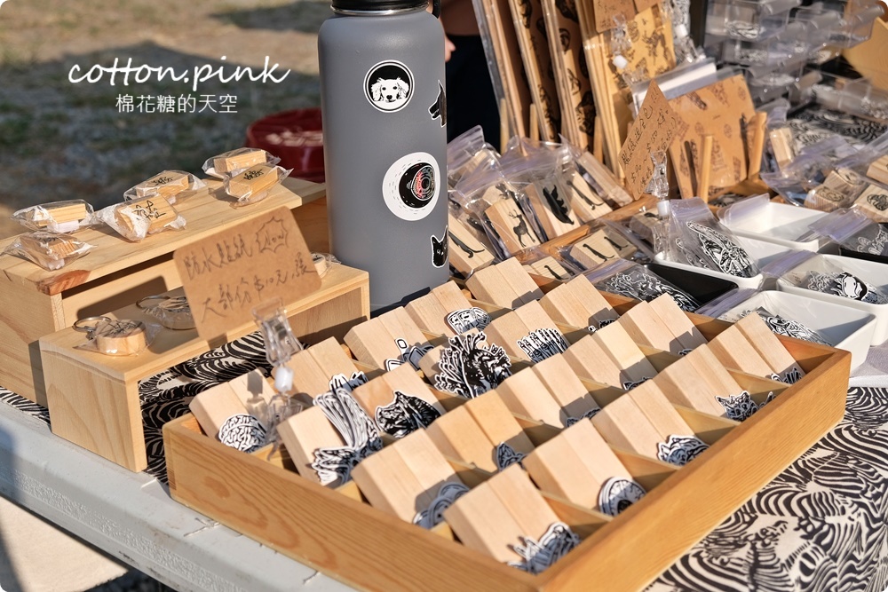 只有一天！台中小蝸牛市集不一樣！這次主角換毛孩～眾奴才們還不快伺候主子著裝出門