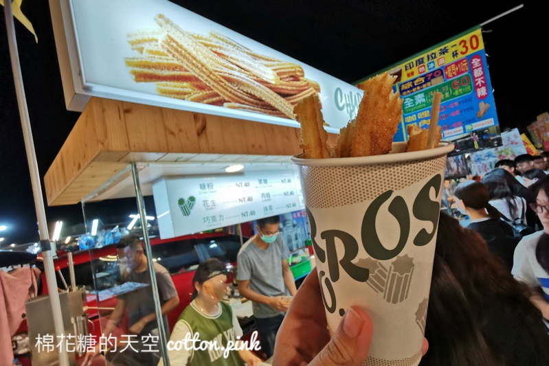 旱溪夜市超人氣大蚊香！現炸香酥油吉條超過十種口味喔！