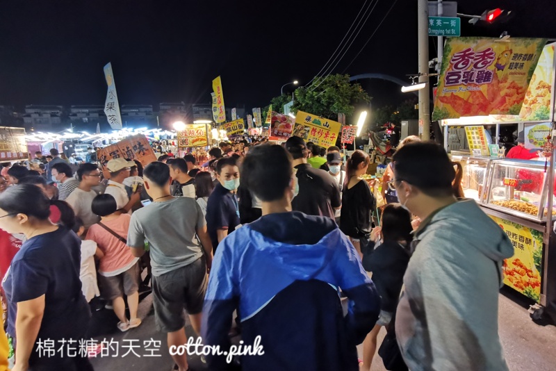 旱溪夜市超人氣大蚊香！現炸香酥油吉條超過十種口味喔！