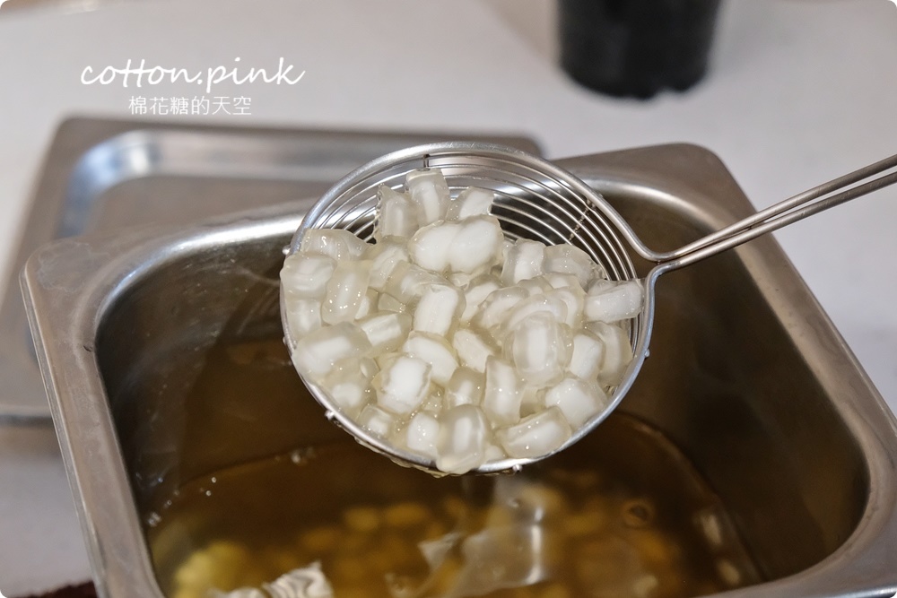 台中必喝綠豆沙就是這一家-草根豐味綠豆沙，東海、逢甲、一中夜市都找得到!最新香橙綠茶也是冰沙!!