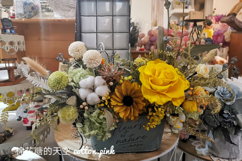 買到剁手！台中綠川旁邊巷子裡-小巷莫兒雜貨、乾燥花束通通買得到