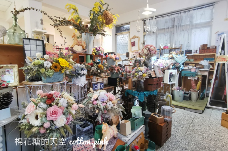 買到剁手！台中綠川旁邊巷子裡-小巷莫兒雜貨、乾燥花束通通買得到