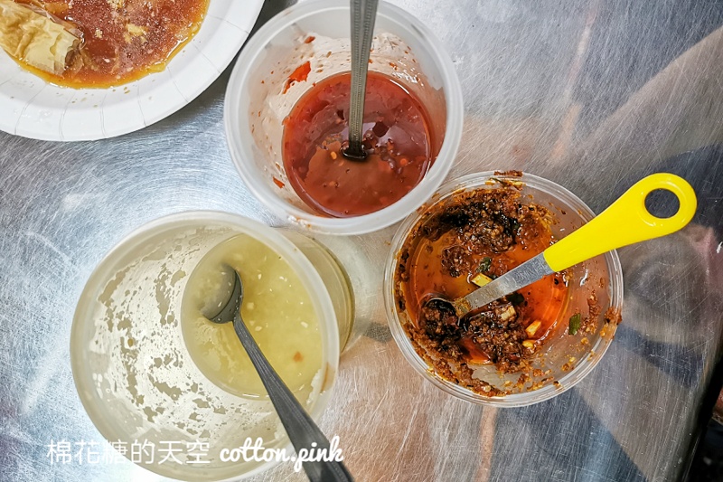 一中必吃臭豆腐街上這家人最多！最新店名手工臭豆腐～獨家醬料一定要加！