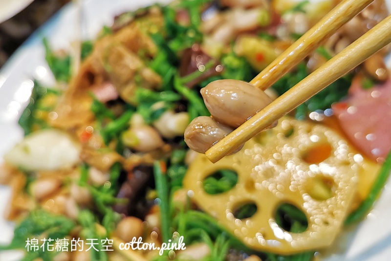 中美街宵夜這家滷味人氣頗高～林記滷味加辣更好吃