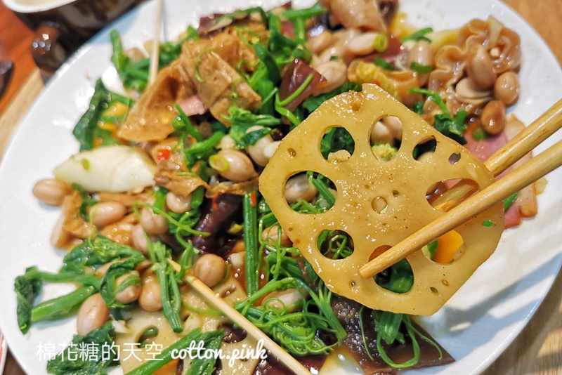 中美街宵夜這家滷味人氣頗高～林記滷味加辣更好吃