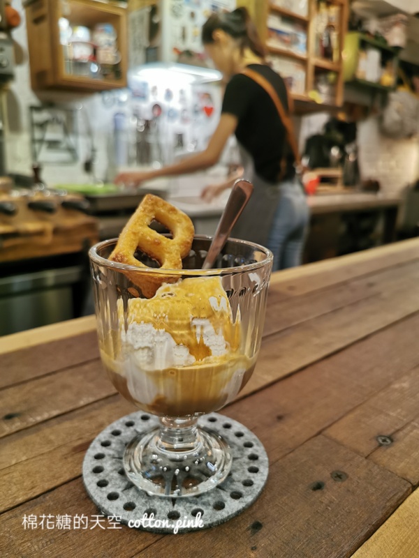 豐原咖啡廳這家超迷人～市場老宅改裝Because Life Cafe就在太平洋sogo旁小巷內