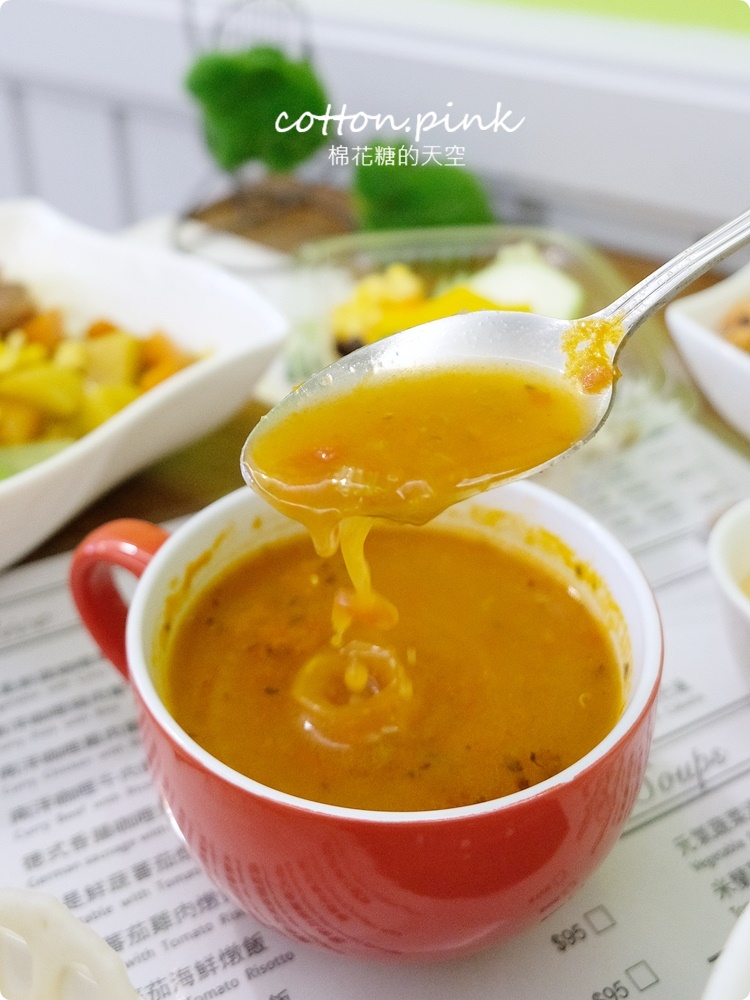 不只是沙拉真的不只是沙拉！咖哩飯、鍋燒麵通通都好吃<文末有完整菜單>
