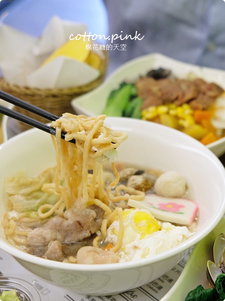 不只是沙拉真的不只是沙拉！咖哩飯、鍋燒麵通通都好吃<文末有完整菜單>