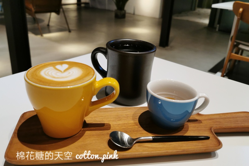 豐原最新喝咖啡好去處～穀倉改建咖啡廳憬初尋超好拍