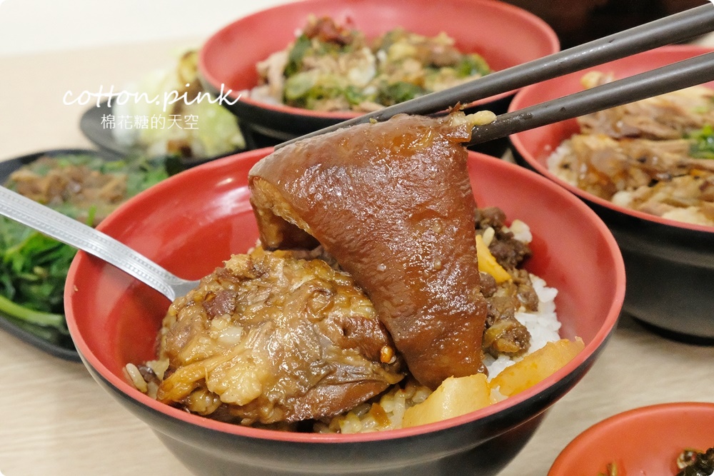 每日限量鴨腿飯這裡吃！獨家蔥鹽鴨肉飯意外好滋味～噪咖鹹菜鴨裡腿庫飯竟然還加料！