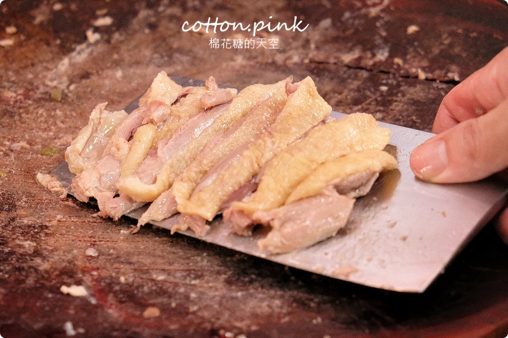 每日限量鴨腿飯這裡吃！獨家蔥鹽鴨肉飯意外好滋味～噪咖鹹菜鴨裡腿庫飯竟然還加料！